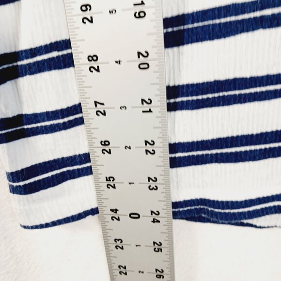 Lands End, Navy & White Stripe Short Sleeve Tee Slightly Ribbed Fabric Preppy XS - Picture 9 of 12